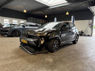 Unfallwagen Volkswagen Golf 1.5 TSI Highline Business R 50.000 KM! 2018/10