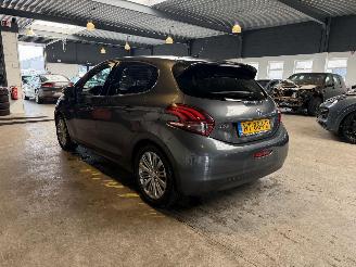 Peugeot 208 1.2 PureTech Allure 1e Eigenaar! picture 3