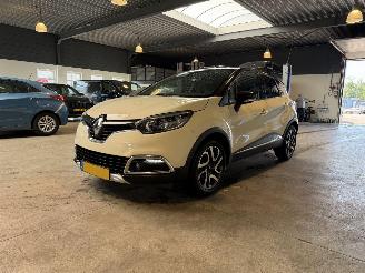 krockskadad bil auto Renault Captur 0.9 TCe 2015/3