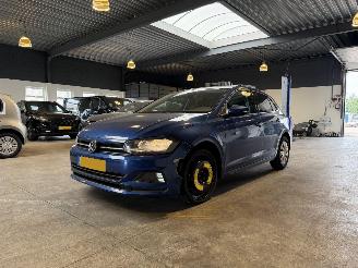 Schadeauto Volkswagen Polo 1.0 TSI Comfortline Business 2020/2