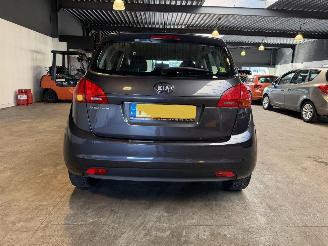 Kia Venga 1.6 CVVT Plus Pack Automaat! picture 4
