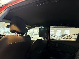 Toyota Yaris 1.5 Hybrid Dynamic 81.000 KM! picture 17