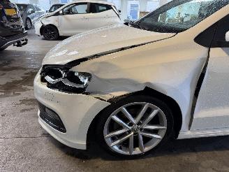 Volkswagen Polo 1.2 TSI Highline Automaat! picture 13