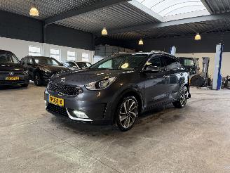 Auto incidentate Kia Niro 1.6 GDi Hybrid Design Edition 2018/9