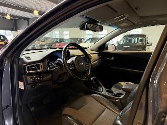 Kia Niro 1.6 GDi Hybrid Design Edition picture 15