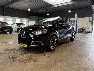 Auto incidentate Renault Captur 1.5 dCi Dynamique NAP! 2016/3