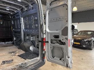 Volkswagen Crafter 35 2.0 TDI L3H3 DSG picture 16