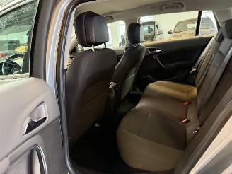 Opel Insignia Sports Tourer 1.6 T Edition picture 11