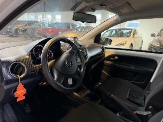 Volkswagen Up! 1.0 BMT move up! picture 21