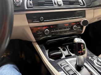 BMW 5-serie 520D High Executive picture 20