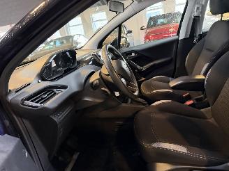 Peugeot 208 1.2 PureTech Blue Lion picture 17