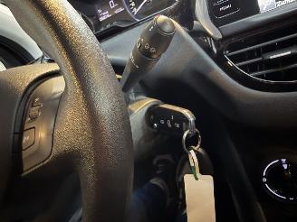 Peugeot 208 1.2 PureTech Blue Lion picture 25
