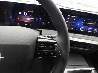 Opel Astra SPORTS TOURER 1.2 Bns Elegance picture 17