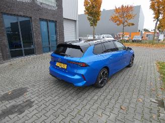 Opel Astra SPORTS TOURER 1.2 Bns Elegance picture 3