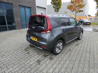 Kia E-Soul DynamicPlusL. 64kWh Nieuwstaat!! picture 3