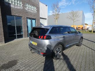 Peugeot 5008 1.2 PureTech GT-Line 1ste eigenaar dealer onderhouden!!! picture 3