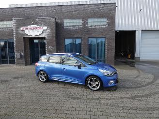 Damaged car Renault Clio Estate 1.2 GT 2014/3