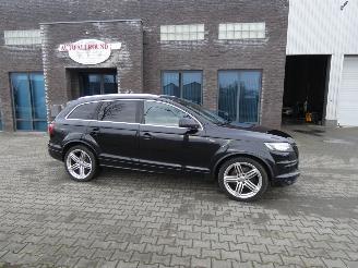 Schadeauto Audi Q7 3.0 TDI q.Pro L+ 5+2 2010/1