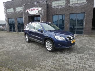 Volkswagen Tiguan 2.0 TDI Comfort&Design 4Motion picture 2