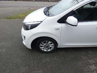 Kia Picanto 1.0 CVVT ComfortPlusLine Navigator picture 25