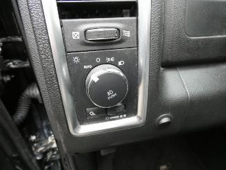 Dodge Ram 1500 LT 5.7 V8 4X4 CC CLASSIC picture 15