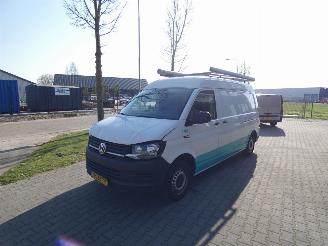 Volkswagen Transporter 2.0 TDI L2H2 Highl. picture 8