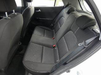 Kia Picanto 1.0 CVVT ComfortPlusLine Navigator picture 12