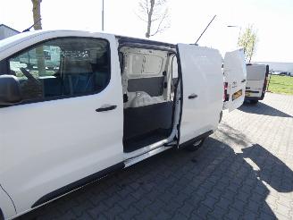 Toyota Proace 2.0 D-4D Nav. Long picture 11