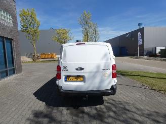 Toyota Proace 2.0 D-4D Nav. Long picture 4