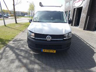 Volkswagen Transporter 2.0 TDI L2H2 Highl. picture 11