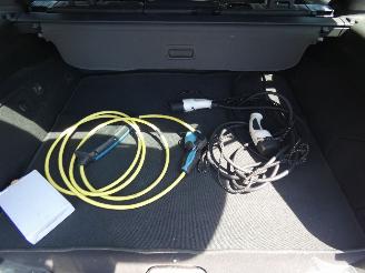Volvo V-60 D6 Twin Engine R-Design picture 6
