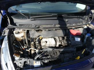 Ford Transit Courier Van 1.5 TDCI Limited Duratorq S&S picture 24