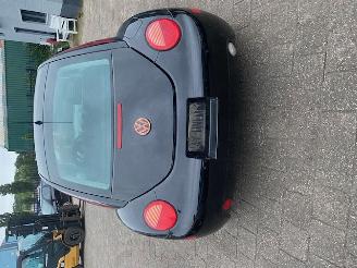 Volkswagen New-beetle (9C1/9G1) Hatchback 3-drs 2.0 (AEG) [85kW] picture 3