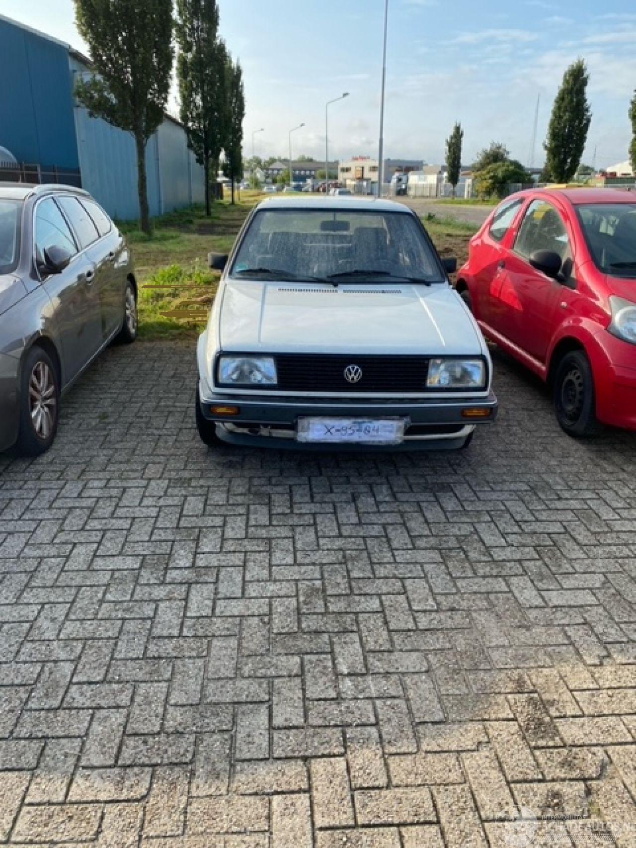 Volkswagen Jetta 1.6 CL 4-BAK
