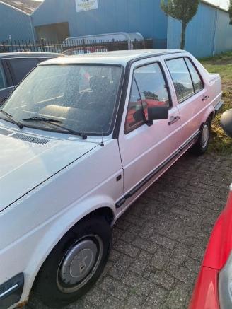 Volkswagen Jetta 1.6 CL 4-BAK picture 3