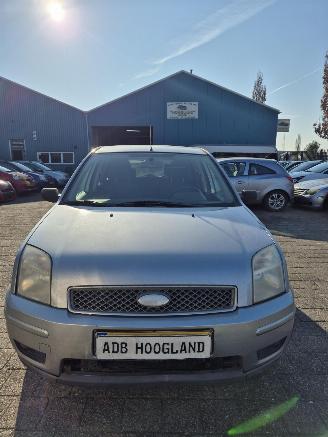 Autoverwertung Ford Fusion Combi 1.6 16V (FYJA(Euro 5)) [74kW] 2005/1