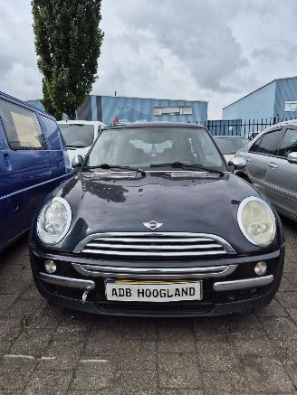  Mini One Cooper (R50) Hatchback 1.4 D One (W17-D14A(1ND)) [55kW] 5-BAK 2005/1
