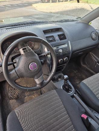 Fiat Sedici (189) SUV, Benzine, 1.586cc, 79kW (107pk), FWD, M16A, 5-BAK picture 8