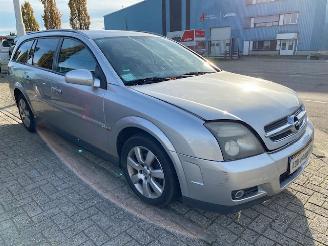 Opel Vectra C Caravan Combi 2.2 DIG 16V (Z22YH(Euro 4)) [114kW] picture 3