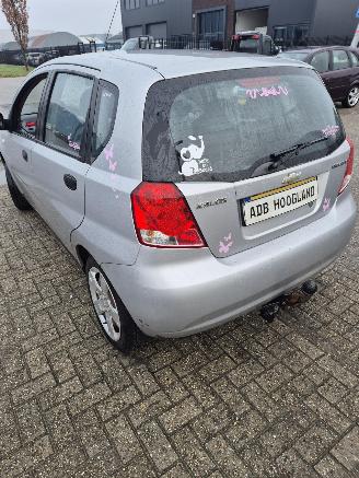 Chevrolet Kalos (SF48) Hatchback 1.2 (B12S1(Euro 4)) [53kW] picture 3