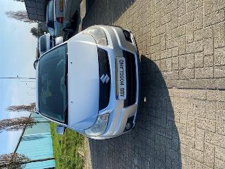 Salvage car Suzuki SX4 (EY/GY) SUV 1.6 16V VVT Comfort,Exclusive (M16A VVT) [79kW] 5-BAK 2010/1