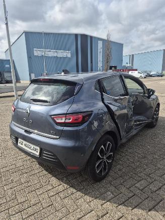 Renault Clio IV (5R) Hatchback 5-drs 0.9 Energy TCE 90 12V (H4B-408(H4B-B4)) [66kW] 5-BAK picture 5