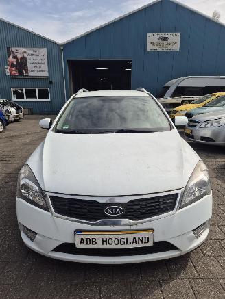 Purkuautot passenger cars Kia Cee d Sporty Wagon (EDF) Combi 1.4 16V (G4FA) [66kW] 5-BAK 2010/1