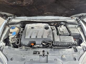 Seat Leon (1P1) Hatchback 5-drs 1.6 TDI 16V 105 (CAYC) [77kW] 5-BAK picture 9