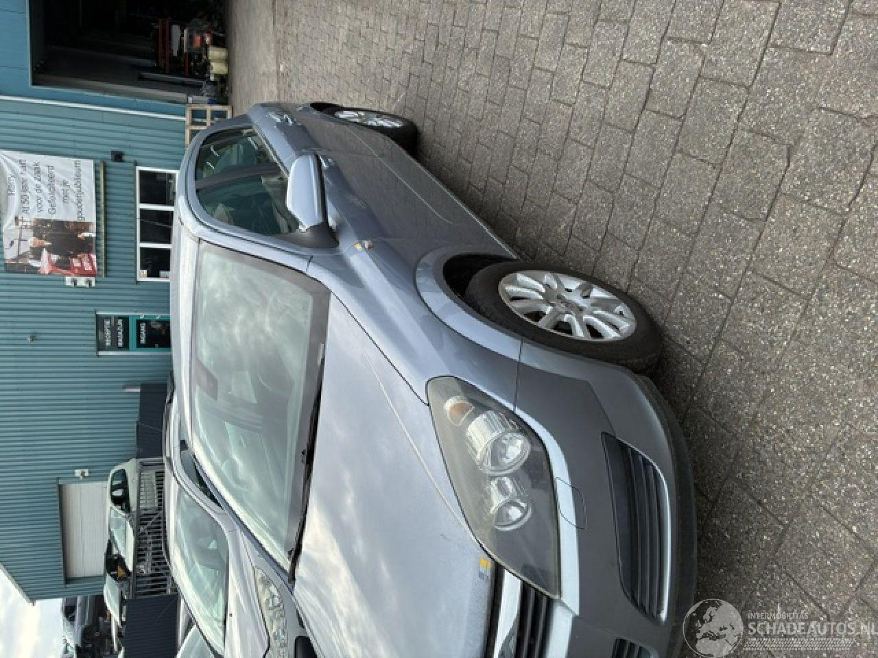 Opel Astra H (L48) Hatchback 5-drs 1.6 16V Twinport (Z16XEP(Euro 4)) [77kW]