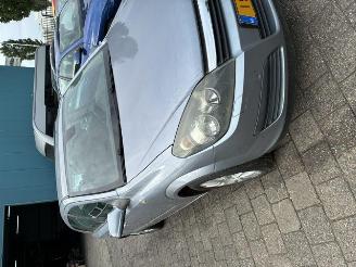 Opel Astra H (L48) Hatchback 5-drs 1.6 16V Twinport (Z16XEP(Euro 4)) [77kW] picture 2