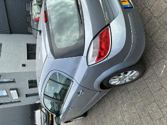 Opel Astra H (L48) Hatchback 5-drs 1.6 16V Twinport (Z16XEP(Euro 4)) [77kW] picture 4