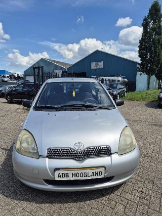 Purkuautot passenger cars Toyota Yaris (P1) Hatchback 1.3 16V VVT-i (2NZFE) [63kW] 5-BAK 2001/1
