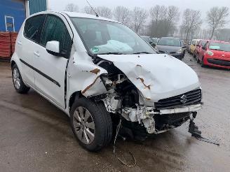  Suzuki Splash Splash MPV 1.0 12V (K10B) [48kW] 2010/4