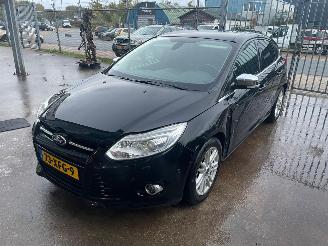 Unfallwagen Ford Focus Focus 3 Hatchback 1.0 Ti-VCT EcoBoost 12V 100 (M2DA(Euro 5) 2012/5